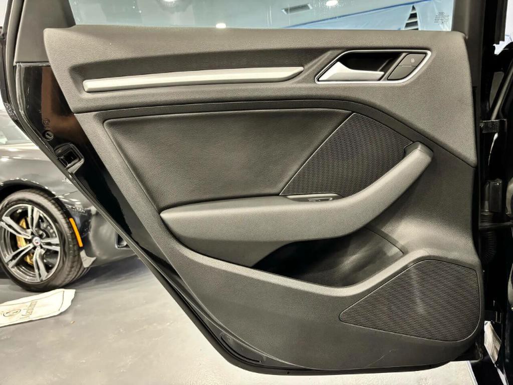 2016 Audi A3 Image 32