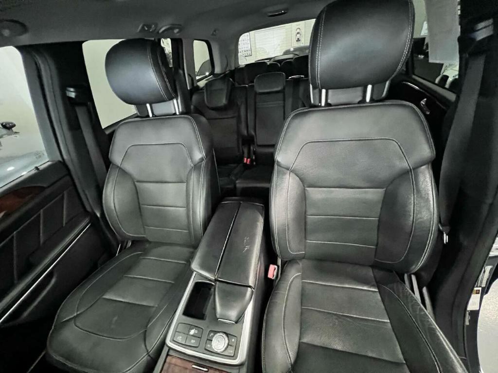 2015 Mercedes-Benz GL-Class Image 10