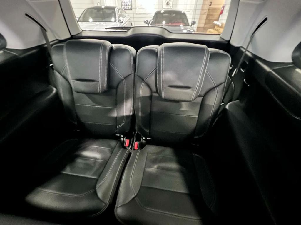 2015 Mercedes-Benz GL-Class Image 12