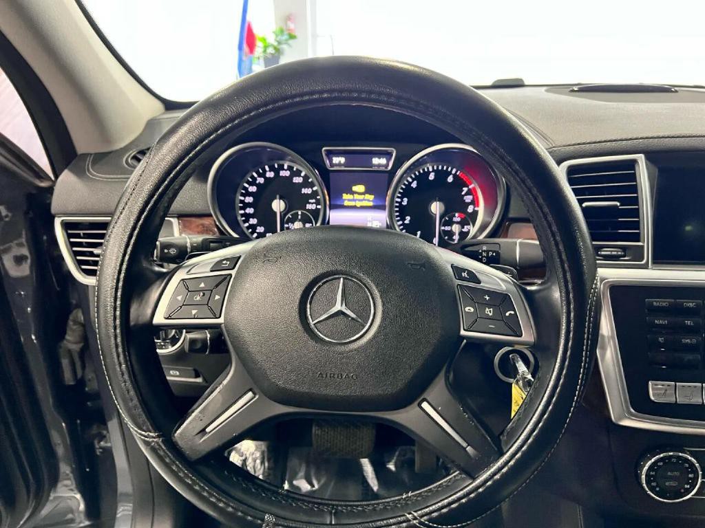 2015 Mercedes-Benz GL-Class Image 15