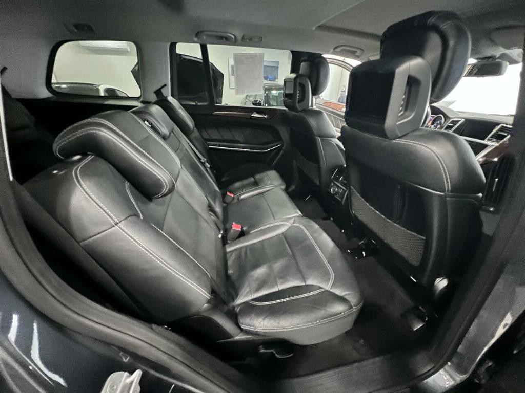 2015 Mercedes-Benz GL-Class Image 21