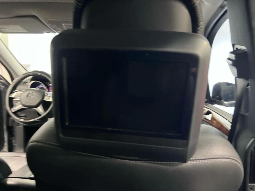 2015 Mercedes-Benz GL-Class Image 22