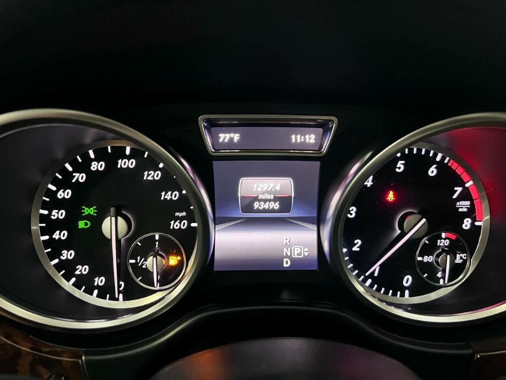 2015 Mercedes-Benz GL-Class Image 25