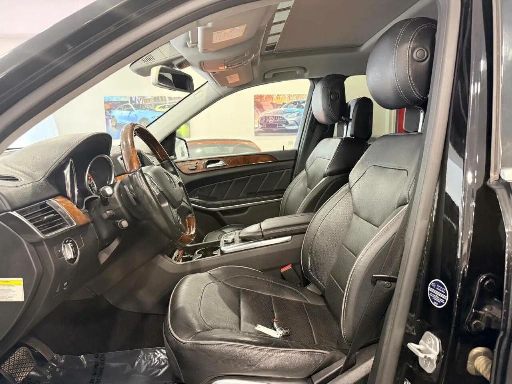 2013 Mercedes-Benz GL-Class Image 10