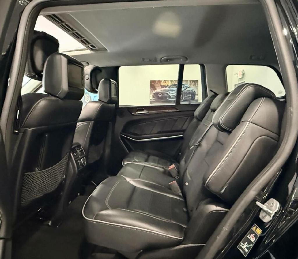 2013 Mercedes-Benz GL-Class Image 12