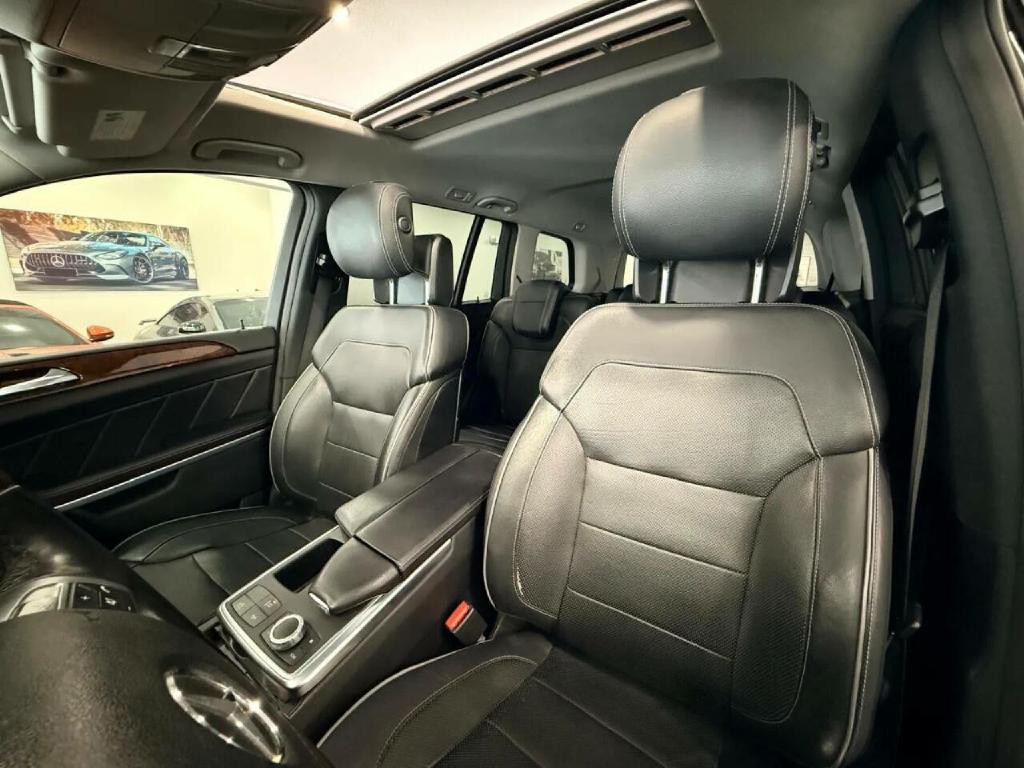 2013 Mercedes-Benz GL-Class Image 19