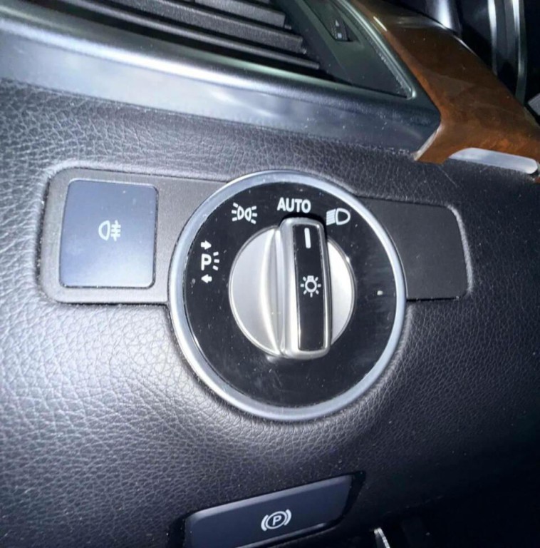 2013 Mercedes-Benz GL-Class Image 29