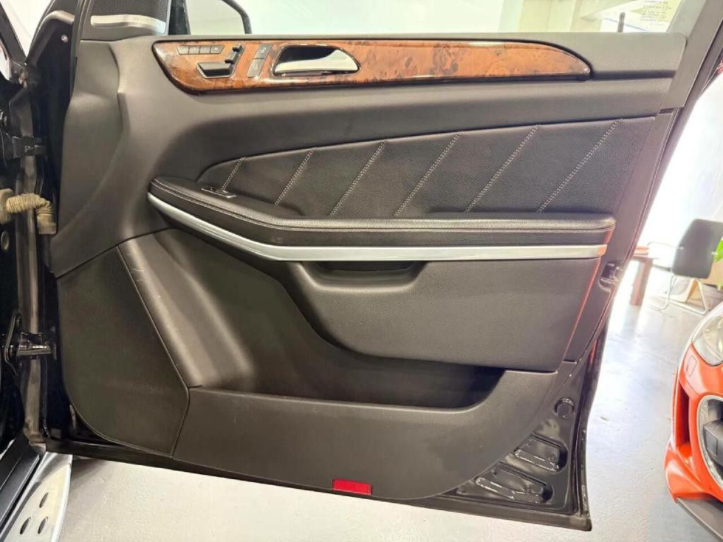 2013 Mercedes-Benz GL-Class Image 37