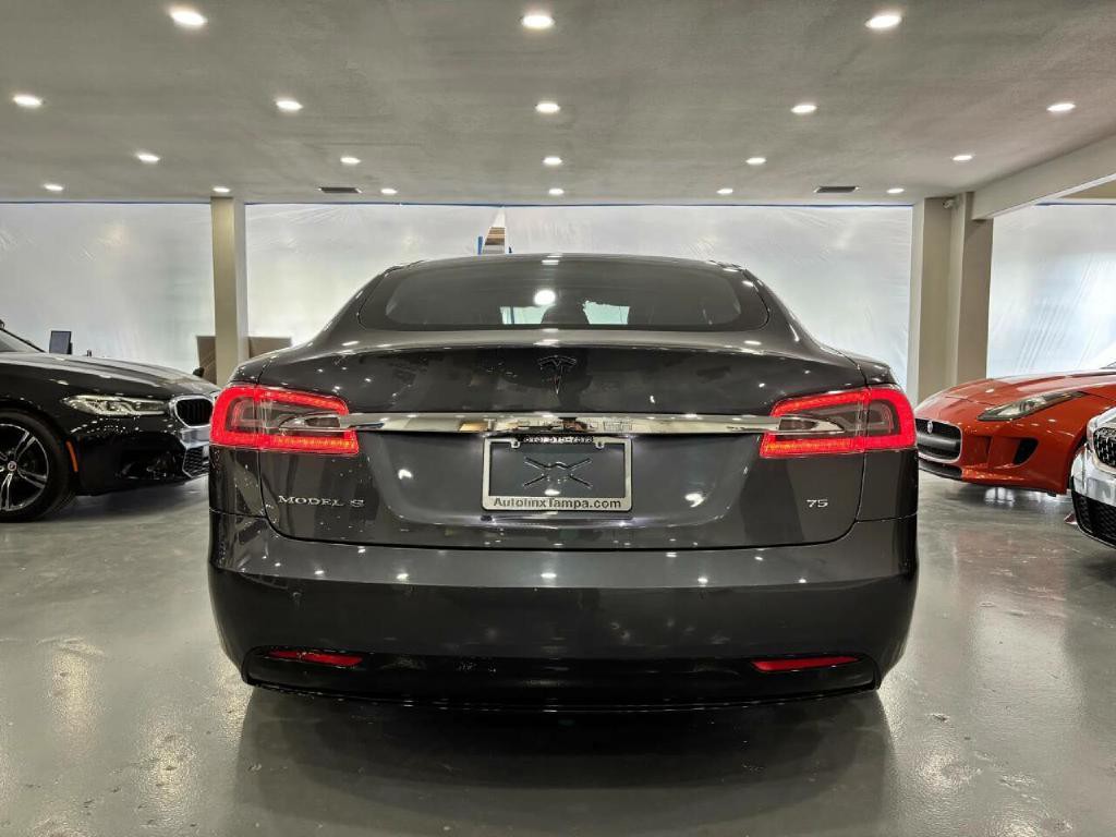 2017 Tesla Model S Image 3
