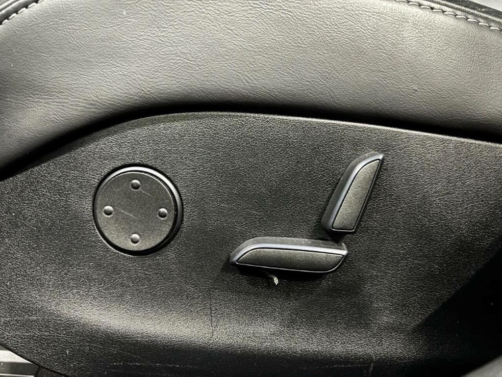 2017 Tesla Model S Image 10