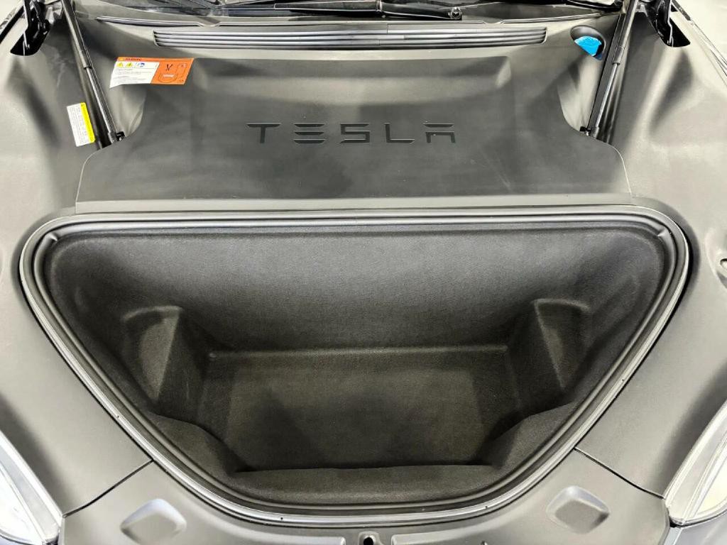 2017 Tesla Model S Image 41