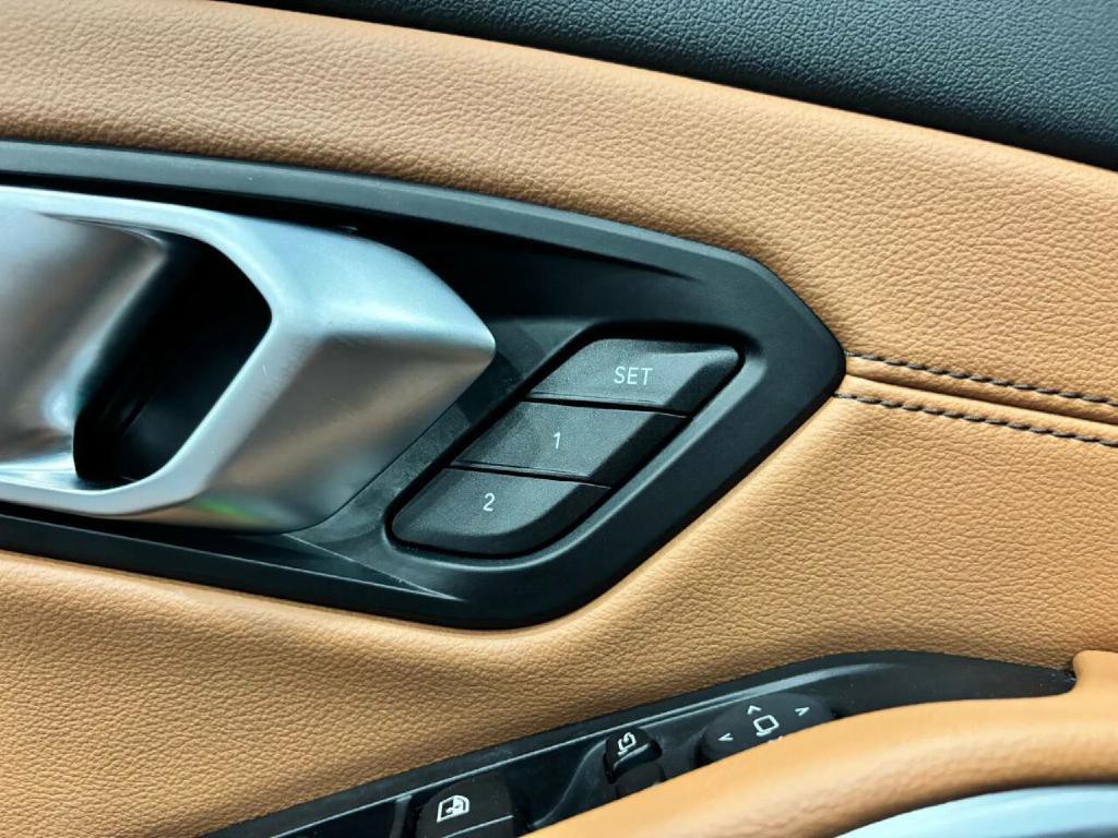 2020 BMW 3 Series Image 40