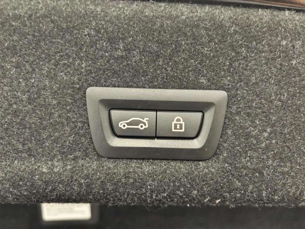 2020 BMW 3 Series Image 47