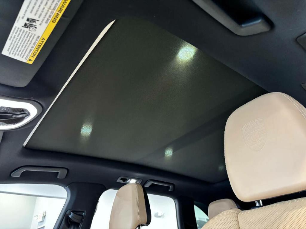 2017 Porsche Cayenne Image 14