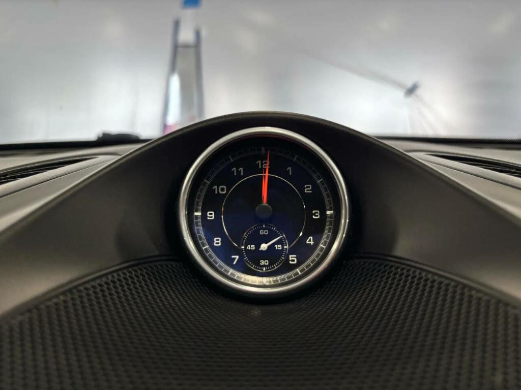 2017 Porsche Cayenne Image 30