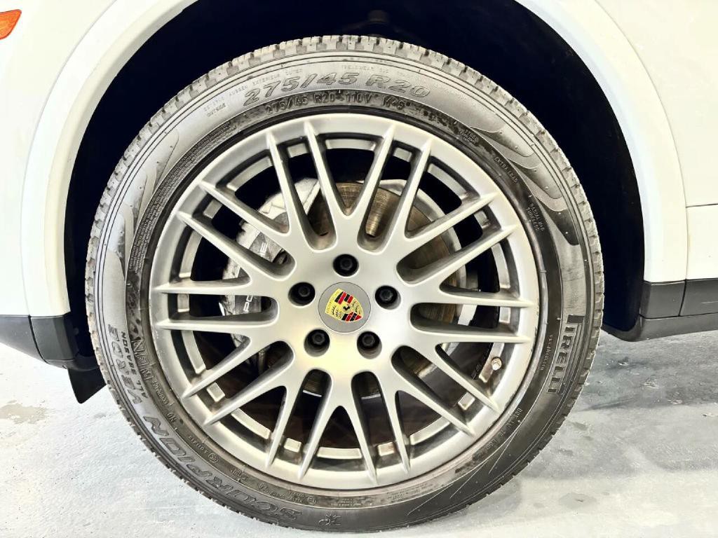 2017 Porsche Cayenne Image 51