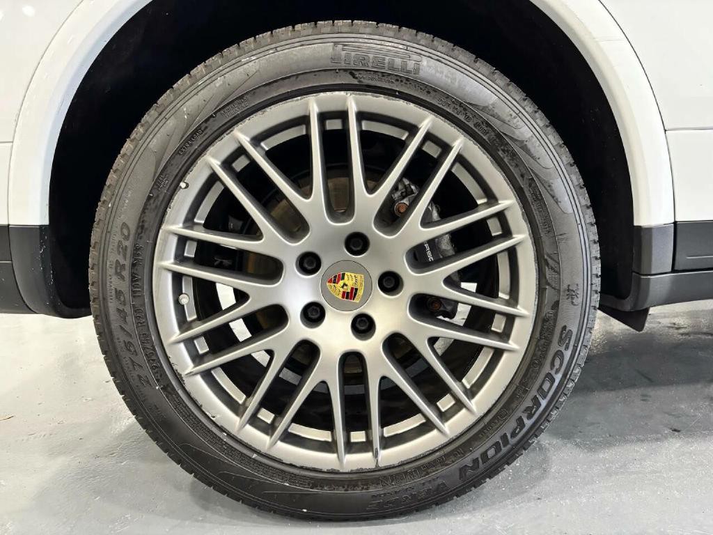 2017 Porsche Cayenne Image 53