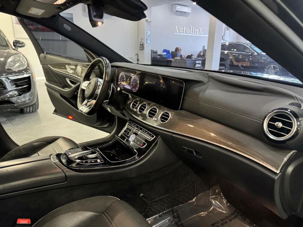 2019 Mercedes-Benz E-Class Image 14