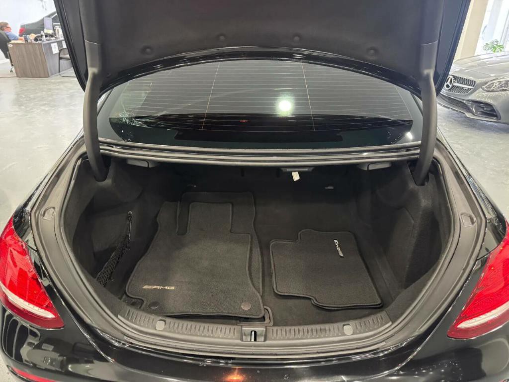 2019 Mercedes-Benz E-Class Image 32