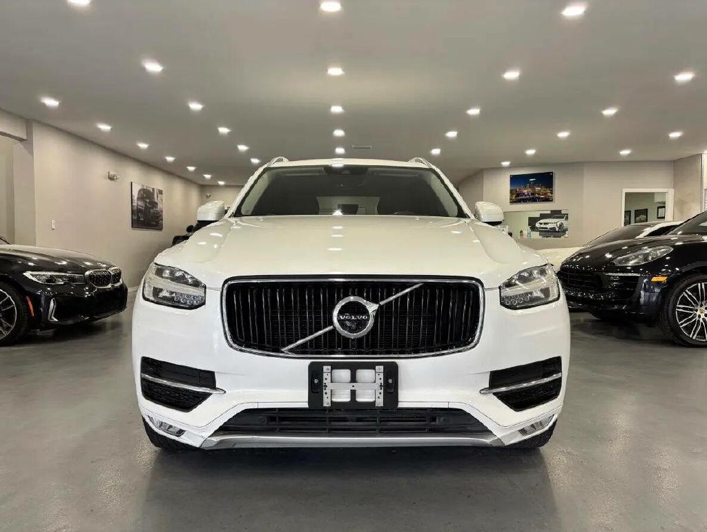 2017 Volvo XC90 Image 2