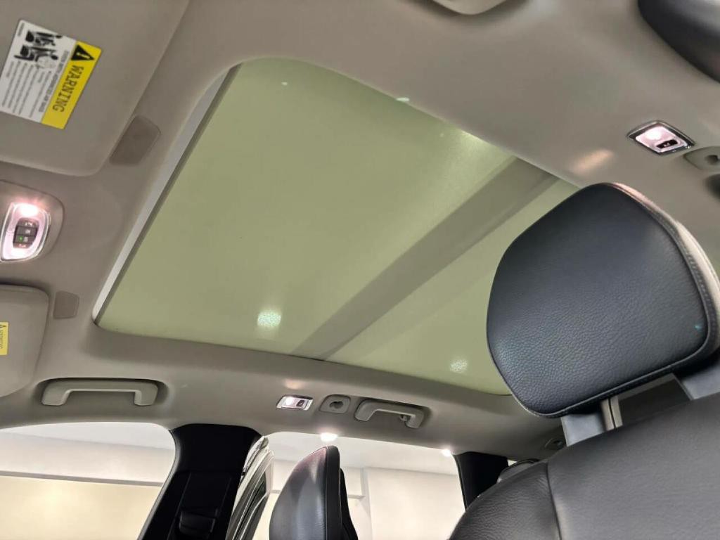 2017 Volvo XC90 Image 14