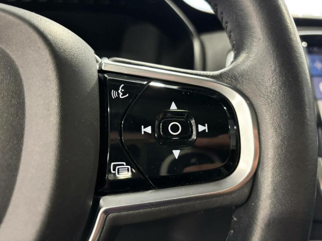 2017 Volvo XC90 Image 33
