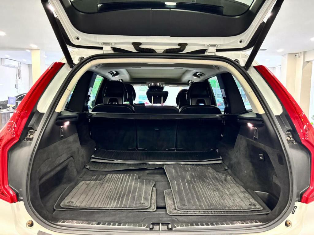 2017 Volvo XC90 Image 49