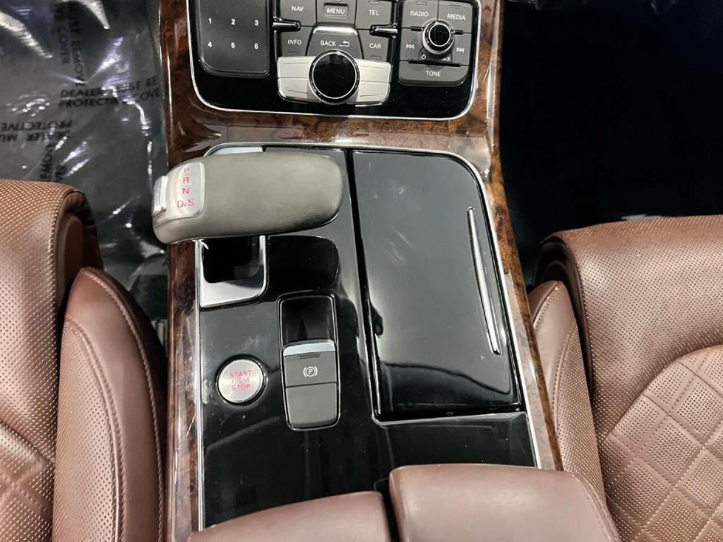 2014 Audi A8 Image 15