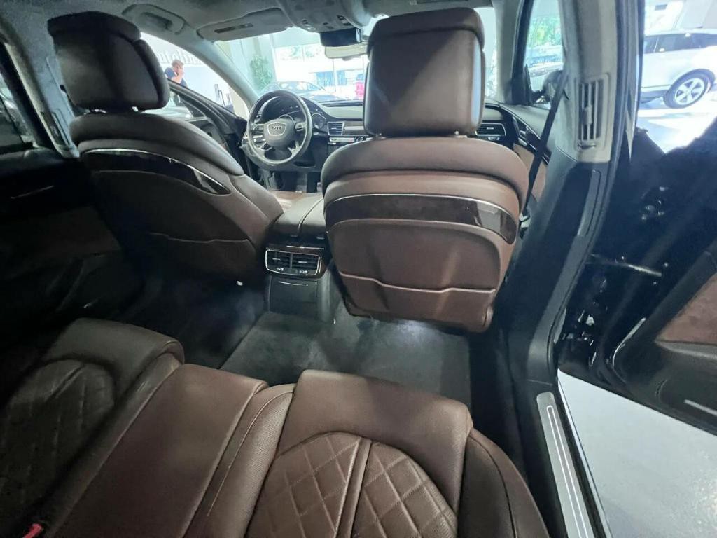 2014 Audi A8 Image 24