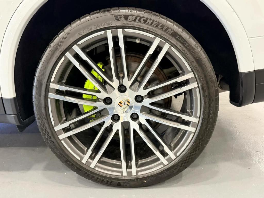 2017 Porsche Cayenne Image 39