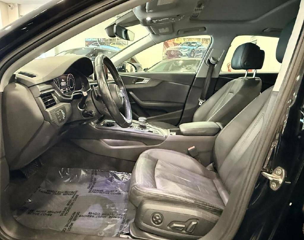 2017 Audi A4 Image 9