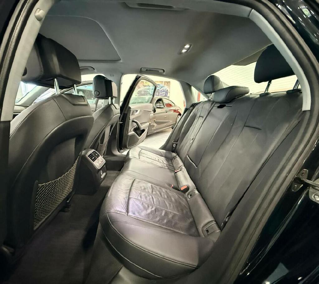2017 Audi A4 Image 11
