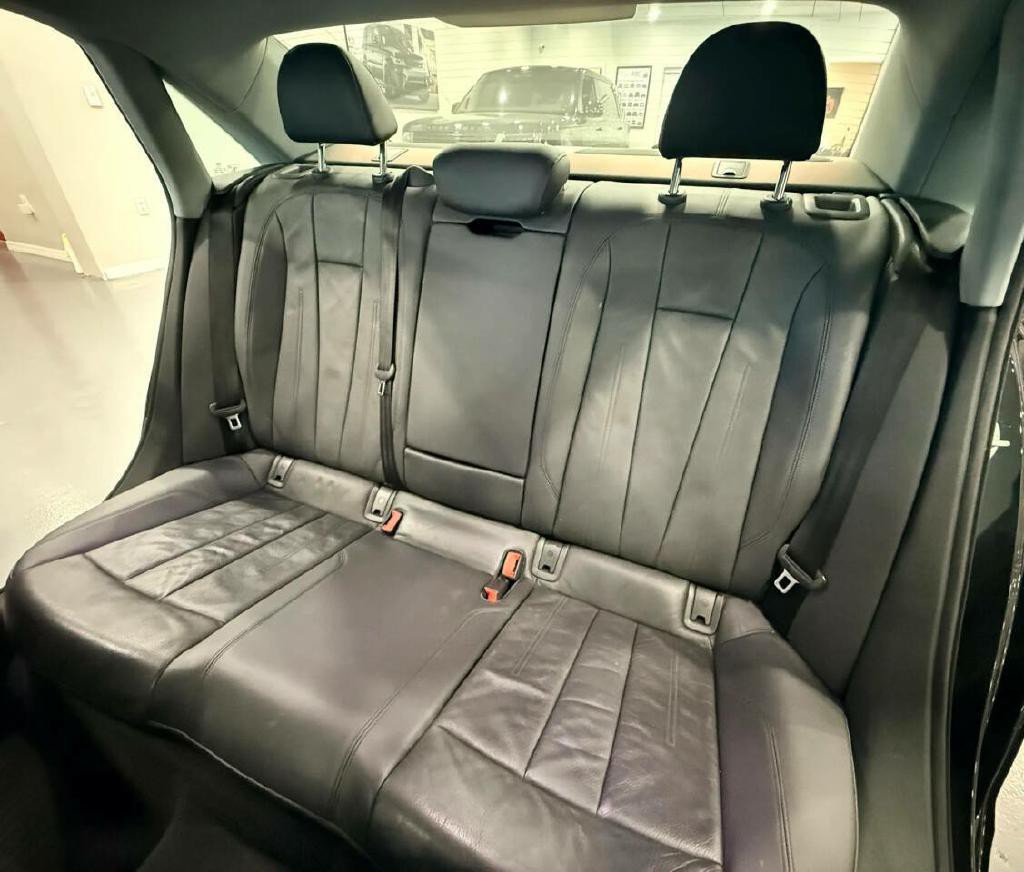 2017 Audi A4 Image 12