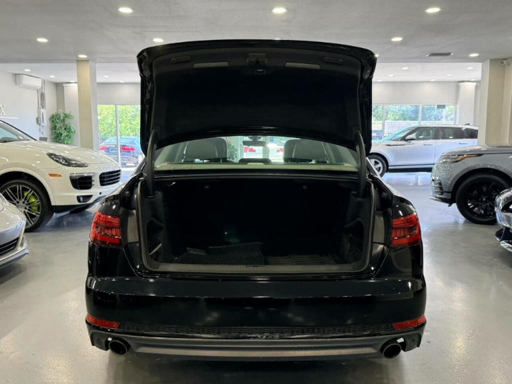 2017 Audi A4 Image 37