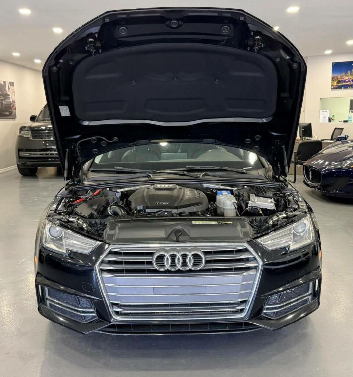2017 Audi A4 Image 43