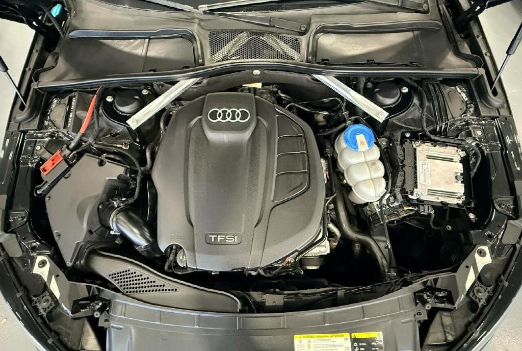 2017 Audi A4 Image 44