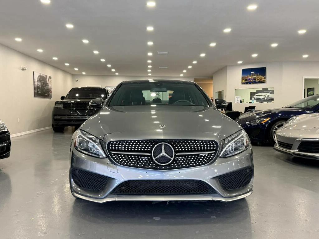 2018 Mercedes-Benz C-Class Image 1