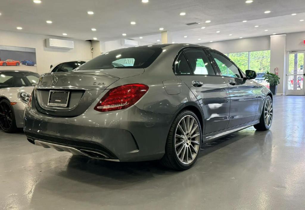 2018 Mercedes-Benz C-Class Image 4