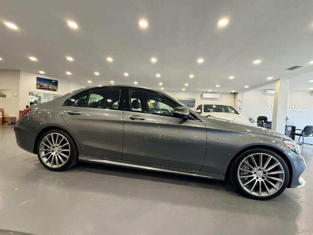 2018 Mercedes-Benz C-Class Image 5