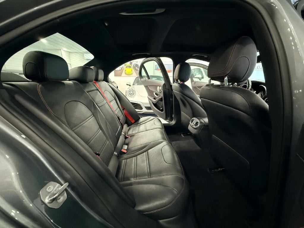 2018 Mercedes-Benz C-Class Image 7