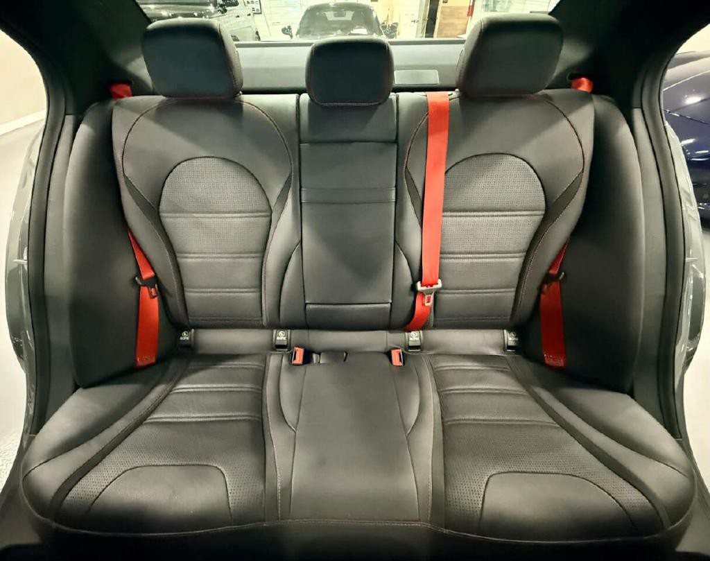 2018 Mercedes-Benz C-Class Image 9