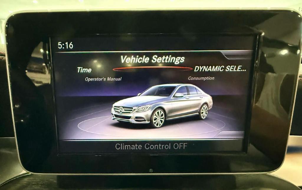 2018 Mercedes-Benz C-Class Image 18