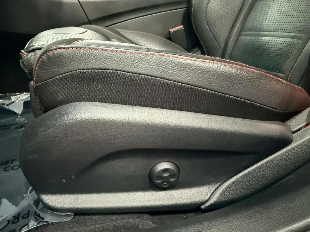 2018 Mercedes-Benz C-Class Image 20