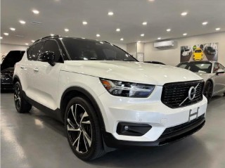 Image for 2020 Volvo XC40 T4 R Design ID: 7421588