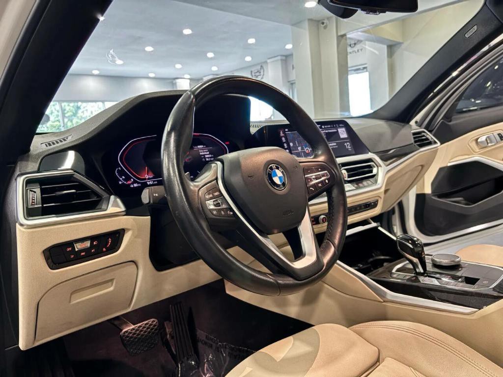 2020 BMW 3 Series Image 9