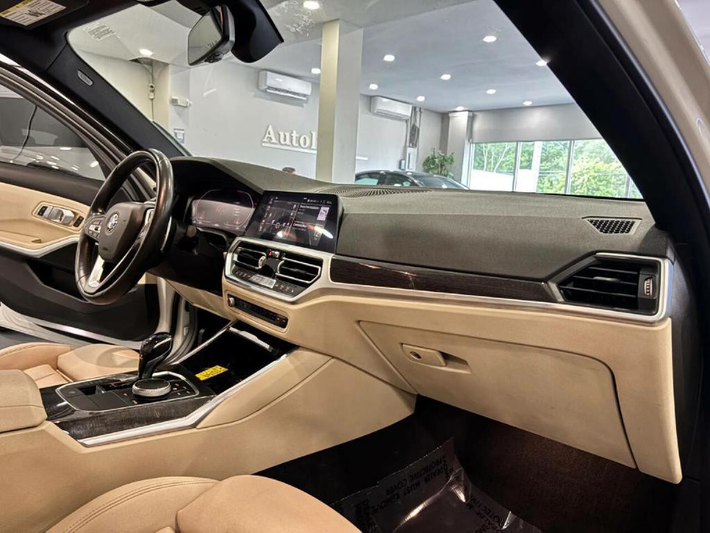 2020 BMW 3 Series Image 10
