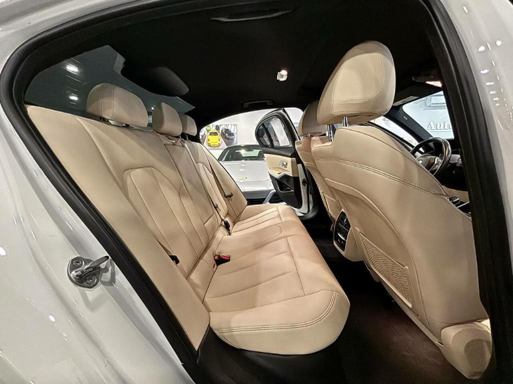 2020 BMW 3 Series Image 18