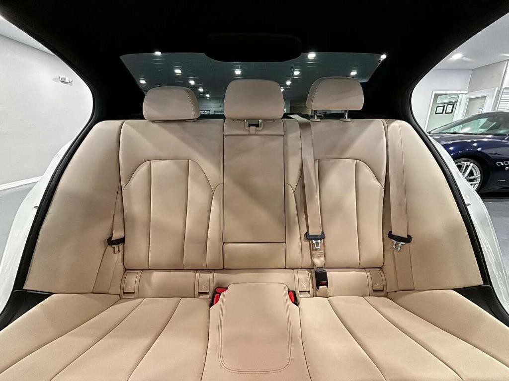 2020 BMW 3 Series Image 22