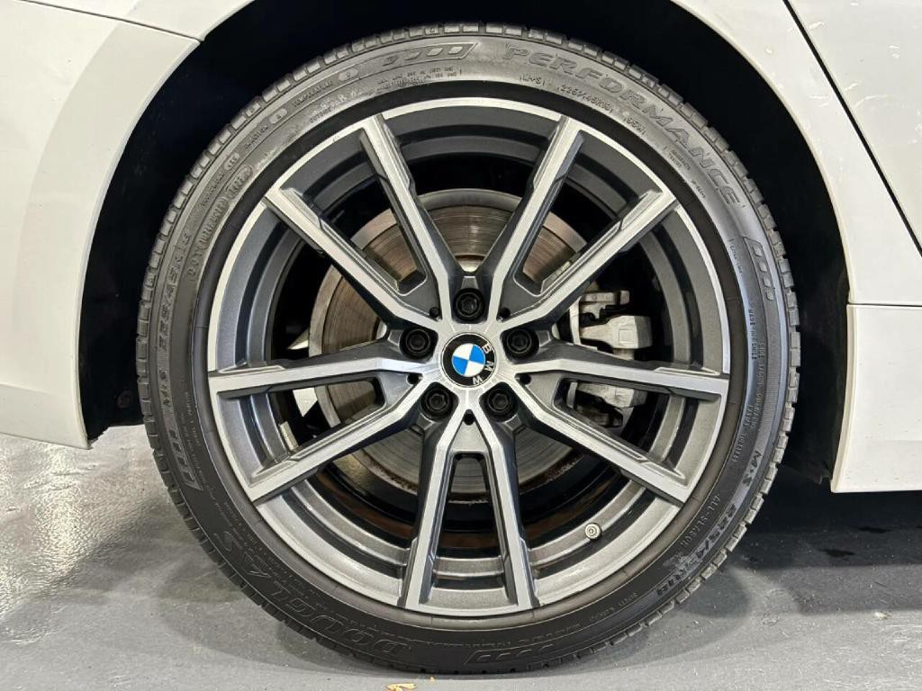 2020 BMW 3 Series Image 48