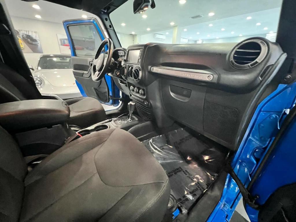 2016 Jeep Wrangler Unlimited Image 25